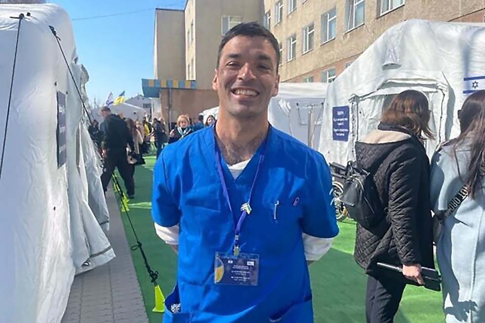 Alumnus Adam Goldstein is working as a trauma surgeon in the Ukraine. (Photo courtesy of Adam Goldstein)